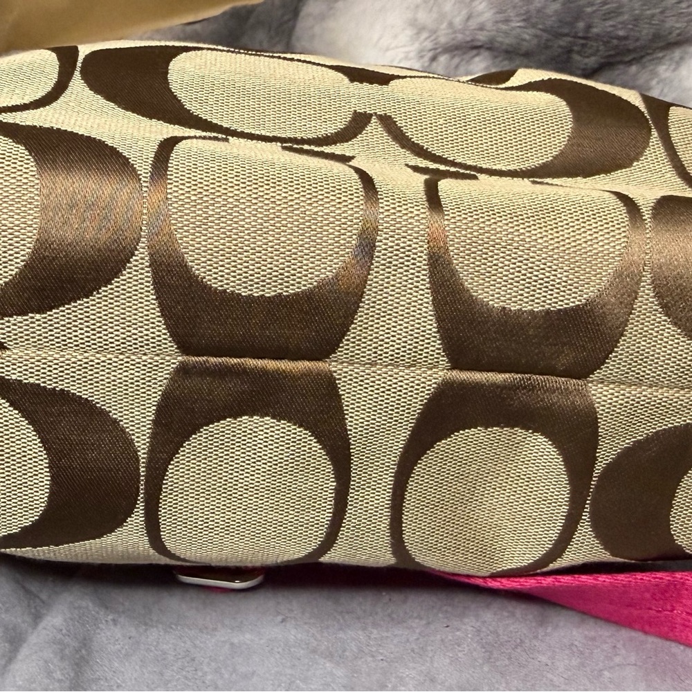 Coach Poppy Signature Glam Tote / Swingpack – F23946 (2012) - Picture 7 of 10